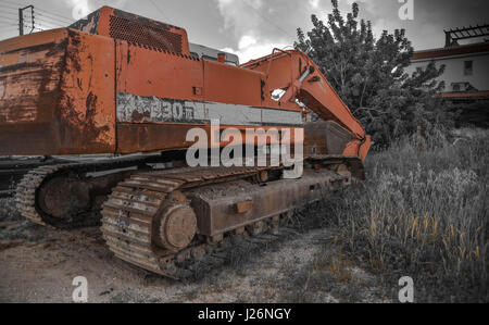 alte Gebäude Bagger nun rosten Stockfoto