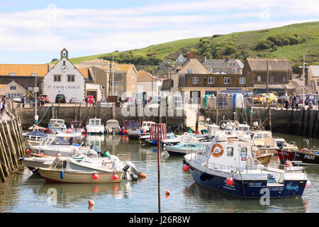 Am Hafen West Bay Dorset UK Stockfoto