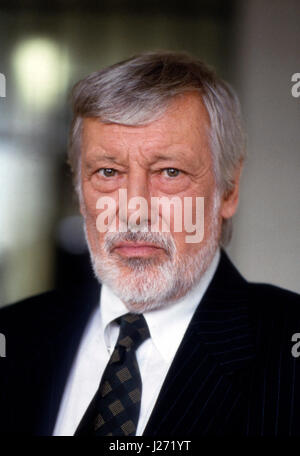 Österreichischer Kan und Moderator Dietmar Schönherr, Deutschland 1980er Jahre. Österreichischen Schauspieler und TV-Moderator Dietmar Schönherr, Deutschland der 80er Jahre. Stockfoto