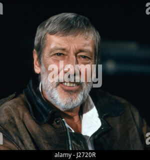 Österreichischer Kan und Moderator Dietmar Schönherr, Deutschland 1980er Jahre. Österreichischen Schauspieler und TV-Moderator Dietmar Schönherr, Deutschland der 80er Jahre. Stockfoto