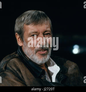 Österreichischer Kan und Moderator Dietmar Schönherr, Deutschland 1980er Jahre. Österreichischen Schauspieler und TV-Moderator Dietmar Schönherr, Deutschland der 80er Jahre. Stockfoto