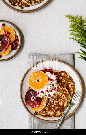 Pfannkuchen zum Frühstück Stockfoto