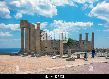 Dorischer Tempel der Athena Lindia auf der Akropolis der antiken Lindos. Etwa 300 v. Chr. Stockfoto