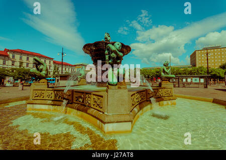 Fünf Kontinenten Zimmerbrunnen in Jarntorget Square, Göteborg, Schweden Stockfoto