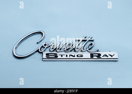 LUDWIGSBURG, Deutschland - 23. April 2017: Chevrolet Corvette Sting Ray Oldtimer Auto bei der Schlagzeuggeschäft-Veranstaltung am 23. April 2017 in Ludwigsburg, Deutschland. CLO Stockfoto