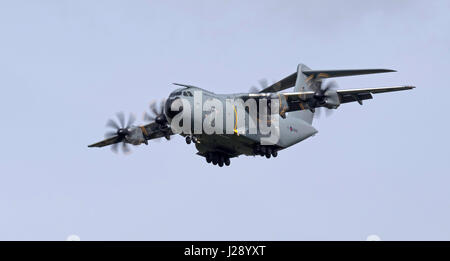 RAF-Airbus A400M Atlas-Practice-Ansatz an RNAS Culdrose Stockfoto