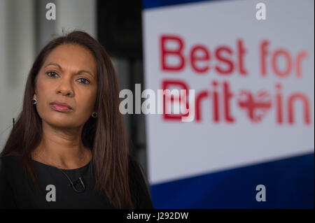 Gina Miller bei der Vorstellung der besten für Großbritannien Kampagne, die darauf abzielt, die Menschen überzeugen, taktisch Stimmen bei den Parlamentswahlen am Institute of Contemporary Arts im Zentrum von London. Stockfoto