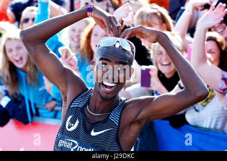 Sir Mo Farah gewann den Great North Run Stockfoto