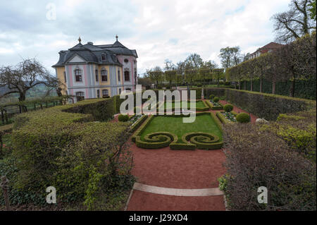 Eines der 3 Dornburger Schlosser ist das Rokoko Schloss. Dornburg-Camburg, Deutschland Stockfoto