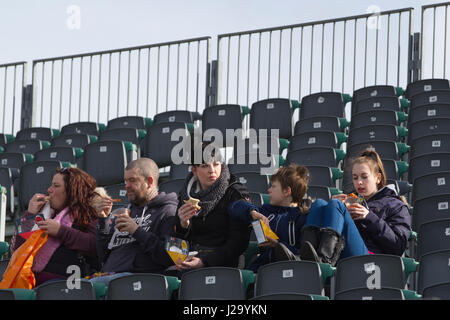 Santa Pod Raceway, befindet sich in Podington, Bedfordshire, England, ist Europas erste permanente Drag-Racing, gebaut auf einem stillgelegten WWII Luftwaffenstützpunkt. Stockfoto