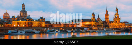 Dresden-Kathedrale oder die Kathedrale der Heiligen Dreifaltigkeit, Dresden, zuvor die katholische Kirche des königlichen Gericht von Sachsen, genannt in Deutsch ca. Stockfoto