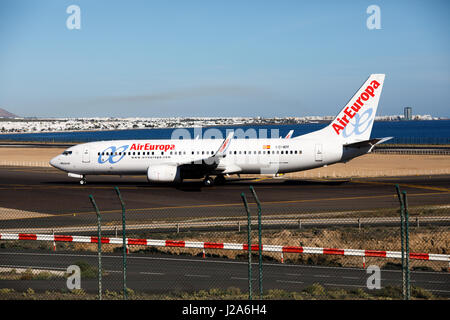 ARECIFE, Spanien - verbracht, 2 2016: Boeing 737-800 der AirEuropa am Flughafen Lanzarote Stockfoto