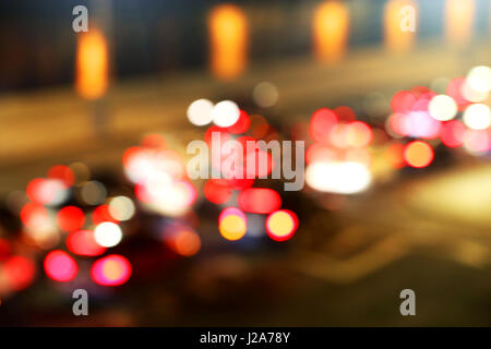 Foto Blurry leuchtend bunte Nacht Lichter in der Stadt Stockfoto