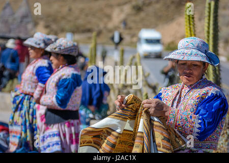 Arequipa, Peru Caylloma, die Sicht im Colca Canyon ist berühmt für seine zahlreichen Kondore Stockfoto