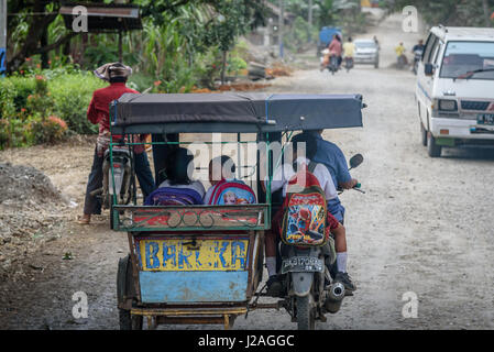 Indonesien, Sumatera Utara, Kabul Langkat, Straßenszenen Stockfoto