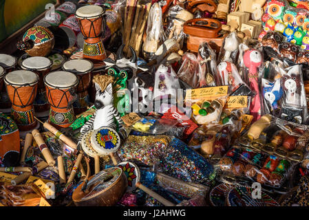 Indonesien, Bali, Kabedaten Gianyar, Bild-Serie "Souvenir-Trash" Stockfoto