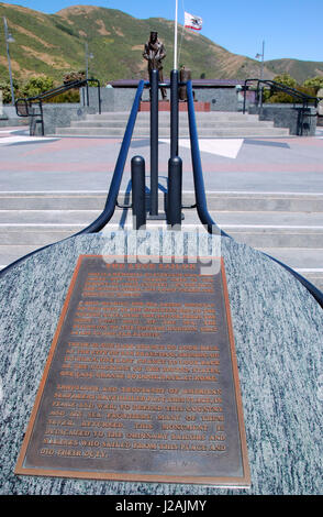 Das Lone Sailor-Denkmal an der Golden Gate Bridge, San Francisco, Kalifornien, USA Stockfoto