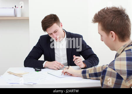 Erfolgreiche Business-Team oder Kunde und Kunde Stockfoto