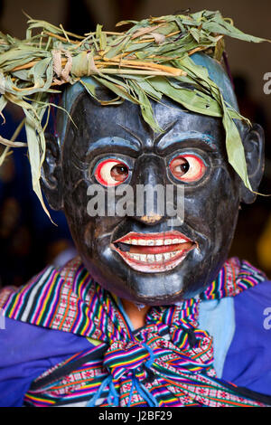 Maskierte Tänzer, Tshechu Festival in Wangdue Phodrang Dzong Wangdi, Bhutan Stockfoto