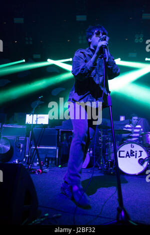 Britische Indie-Rock-Band Kohl, führen Sie auf der Bühne im O2 Forum Kentish Town. Das Lineup besteht aus Lee Broadbent, Joe Martin, Eoghan Clifford, Stephen Evans und Asa Morley. (Foto: Alberto Pezzali/Pacific Press) Stockfoto