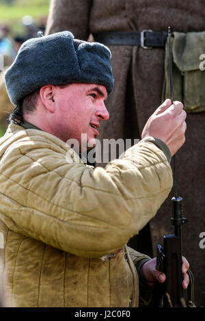 Rosowek, Polen, 23. April 2017: historische Rekonstruktion Schlacht um Stettin im Jahre 1945, Rote Armee gegen die Wehrmacht in Rosowek. Stockfoto