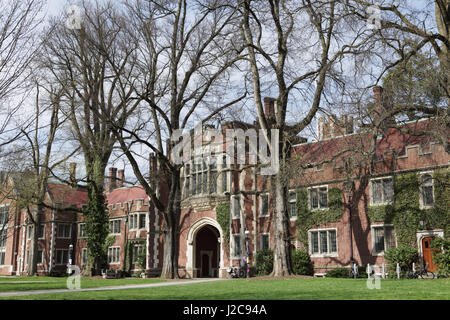 Princeton, NJ, USA - 11. April 2017: Princeton University Campus im Frühjahr 1879 Halle Stockfoto