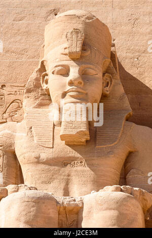 Ägypten, Assuan, Abu Simbel, der Tempel befindet sich an der Grenze zum Sudan im Süden von Ägypten. Erbaut von Ramses II. UNESCO-Weltkulturerbe Stockfoto