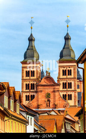 Das Kloster in der Barockstadt Amorbach, in der Nähe von Miltenberg (die Gründung geht zurück auf das Jahr 734), Bayern, Deutschland Stockfoto