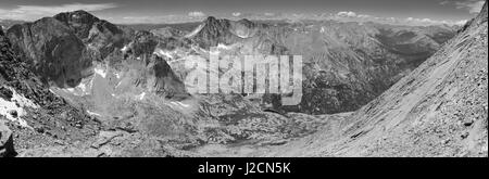 Blick von den Leisten, nach einem erfolgreichen Gipfel longs Peak, Rocky Mountain National Park, Colorado. Stockfoto