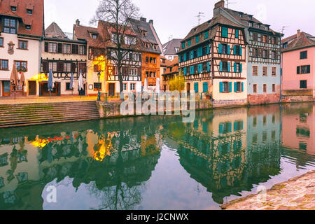 Petite France am Morgen, Straßburg, Elsass Stockfoto