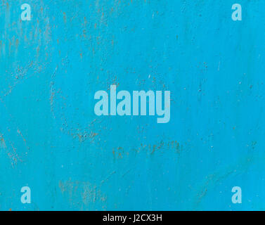 Bemalte alte Metall Textur geknackt. Türkis-blaue Farbe. Rostige Oberfläche. Stockfoto