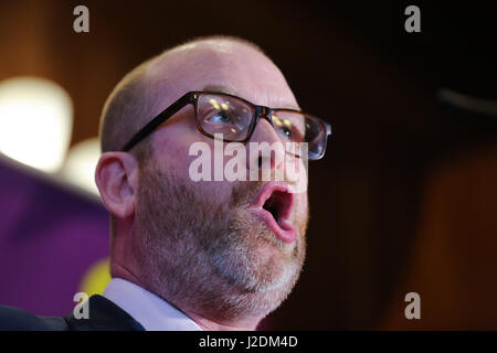 London, UK. 28. April 2017.  Die UKIP Führer Paul Nuttall startet UKIPs allgemeine Wahlkampagne im Marriott County Hall, Westminster. Bildnachweis: Dinendra Haria/Alamy Live-Nachrichten Stockfoto