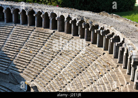 Repräsentative Modell der historischen alten antiken Stadt Aspendos Amphitheater, Antalya im Miniatürk, Istanbul.Miniaturk ist ein Miniaturpark in Istanbul Stockfoto