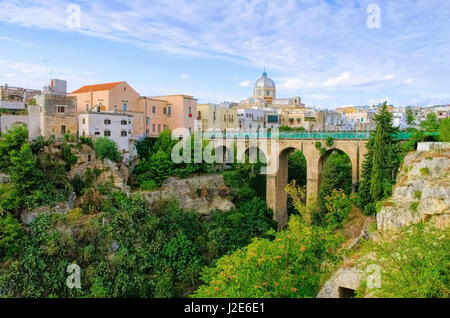 Gravina Principale Canyon in Massafra, Apulien Stockfoto