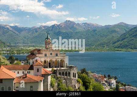 Wallfahrtskirche Madonna del Sasso, Lago Maggiore und die Berge, Orselina, Locarno, Kanton Tessin, Schweiz Stockfoto