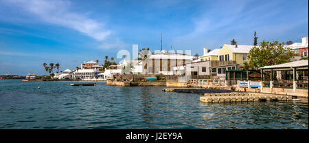 Einem schönen Wintermorgen am Hafen entlang der historischen St George Island, Bermuda Stockfoto