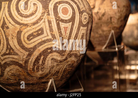 Südamerika, Brasilien, Belem. Igacabas (traditionelle Marajoara Urnen) an das Museu tun Forte Presepio. Stockfoto