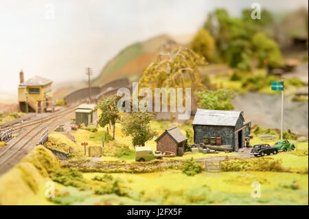 Miniatur Modellbahn-Set Kulturlandschaft und Bauernhof Stockfoto