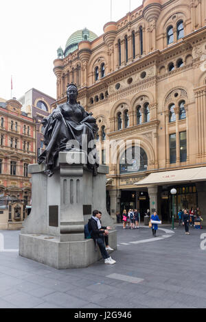 Statue der Königin Victoria am Eingang der Königin Vistoria Shopping Mall, Sydnay, Australien Stockfoto