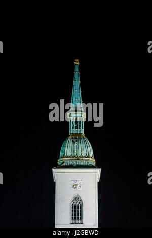 Der Turm der St.-Martins Kathedrale, Bratislava, Slowakei. Stockfoto