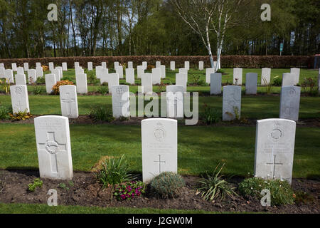 Grabsteine in Cannock Chase Commonwealth Krieg Friedhof. Staffordshire. UK Stockfoto