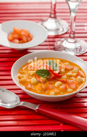 Kichererbsen-Suppe Stockfoto