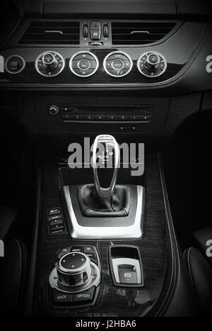 BMW E89 Z4 Roadster Cabrio 35i Wallpaper Hintergrund Full HD 4K UHD weiß M Sportpaket Stockfoto