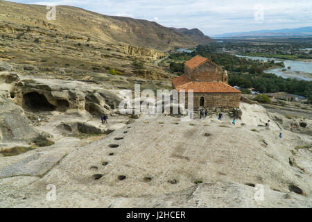 Antiken Höhlenstadt in den Felsen Upliscihe, Georgia. Panorama-Blick. Befindet sich 12 km östlich von der Stadt Gori am linken Ufer des Flusses Kura. Stockfoto