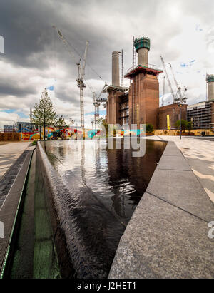 Sanierung der Battersea Power Station und Umgebung in Büros/Wohn verwenden, London, UK. Stockfoto