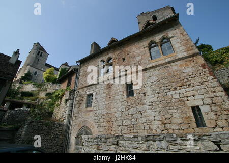 Das ehemalige Wohnhaus des surrealistischen Dichters, André Breton, in Saint-Cirq-Lapopie, Lot, Quercy, Frankreich. Stockfoto