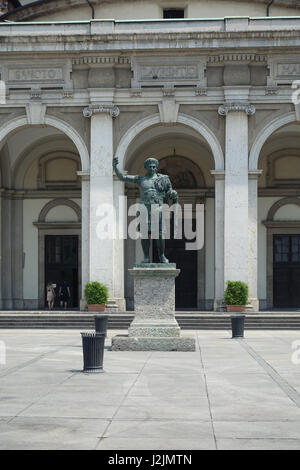 Mailand, Corso di Porta Ticinese, Basilica di San Lorenzo di Milano - Mailand, Corso di Porta Ticinese, Basilica di San Lorenzo di Milano Stockfoto