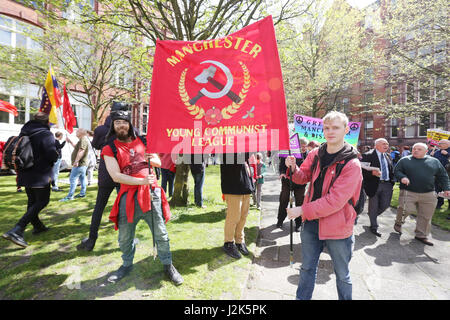 Manchester, UK. 29. April 2017. Manchester junge Communist League, Manchester, 29. April 2017 (C) Barbara Koch/Alamy Live News Bildnachweis: Barbara Koch/Alamy Live News Bildnachweis: Barbara Koch/Alamy Live News Stockfoto