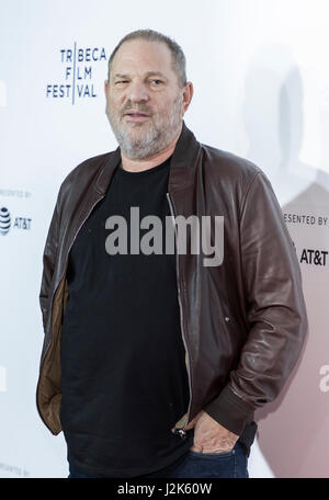 New York, USA. 28. April 2017. New York, NY, USA - 26. April 2017: Harvey Weinstein besucht 25. Jahrestag Retrospektive Screening von Reservoir Dogs auf dem 2017 Tribeca Film Festival im Beacon Theatre, Manhattan Credit: Sam Aronov/Alamy Live News Stockfoto