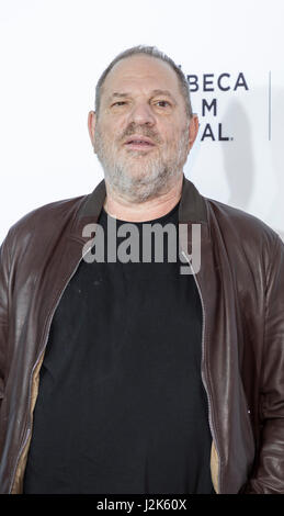 New York, USA. 28. April 2017. New York, NY, USA - 26. April 2017: Harvey Weinstein besucht 25. Jahrestag Retrospektive Screening von Reservoir Dogs auf dem 2017 Tribeca Film Festival im Beacon Theatre, Manhattan Credit: Sam Aronov/Alamy Live News Stockfoto